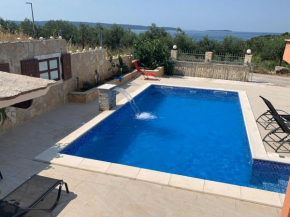 Holiday Home Cerim